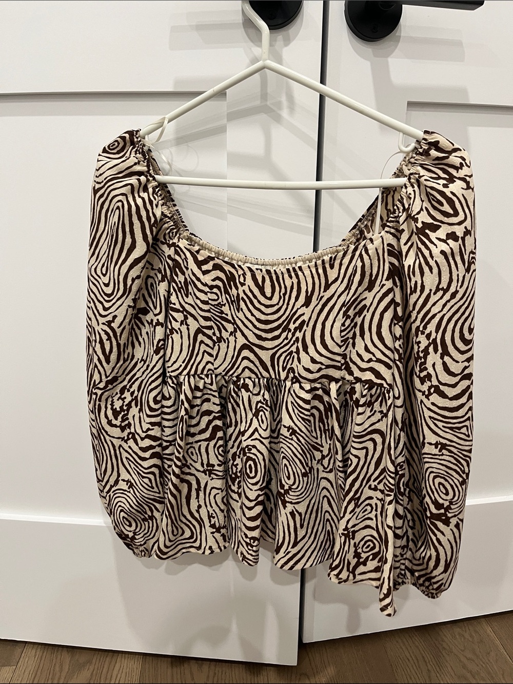 Moon River Print Peplum Top 3/4 Sleeve